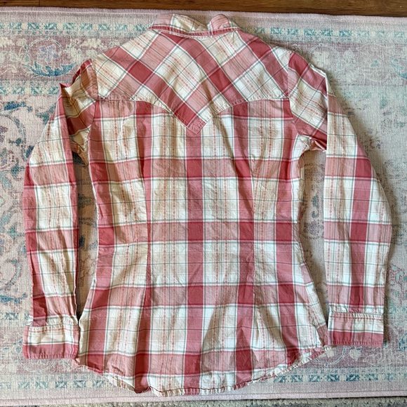 3 Wrangler buttondown shirt bundle- rodeo farm girl western country, cabin core - Picture 10 of 15
